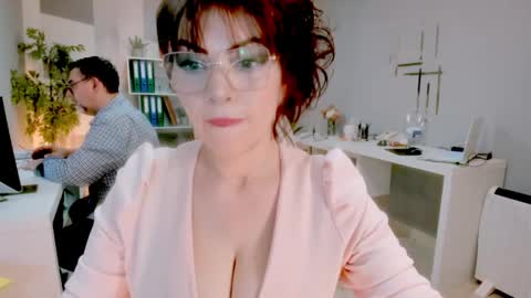 bluediamondsdreams online show from April 30, 2026, 10:32 am