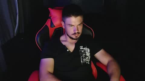 blueeyeboy0 online show from December 2, 2024, 10:12 pm