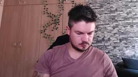 blueeyeboy0 online show from October 2, 2025, 7:04 am