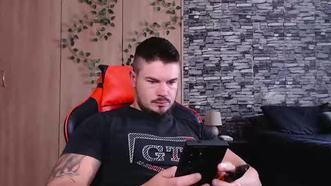 blueeyeboy0 online show from April 30, 2026, 12:00 pm