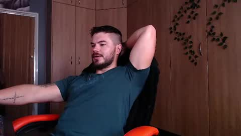 blueeyeboy0 online show from June 15, 2026, 8:38 am