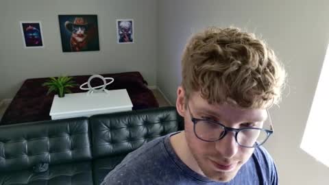 blueeyedtallguy online show from March 16, 2026, 9:19 pm