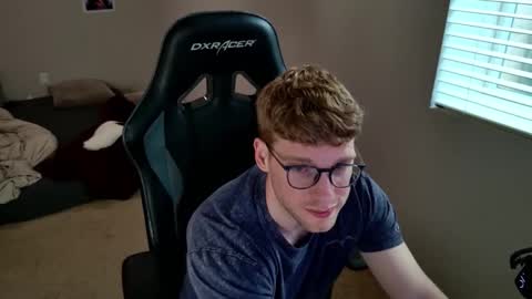 blueeyedtallguy online show from June 10, 2026, 3:07 am