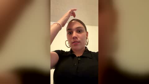 blueiiiyedgoddess online show from March 18, 2026, 1:53 am