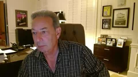 Snapshot of blueisles chatting on November 12, 2025, 11:47 pm blueisles online show from November 12, 2025, 11:47 pm