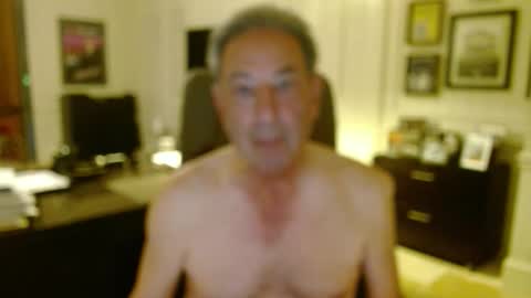 Snapshot of blueisles chatting on November 15, 2025, 3:04 am blueisles online show from November 15, 2025, 3:04 am