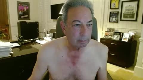 Snapshot of blueisles chatting on November 26, 2025, 9:38 pm blueisles online show from November 26, 2025, 9:38 pm