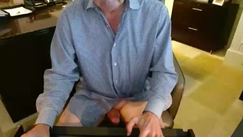 Snapshot of blueisles chatting on November 30, 2025, 5:39 pm blueisles online show from November 30, 2025, 5:39 pm