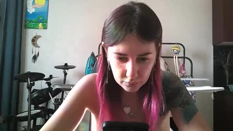 Snapshot of bluexowl chatting on September 15, 2025, 1:44 pm BlueXOwl online show from September 15, 2025, 1:44 pm