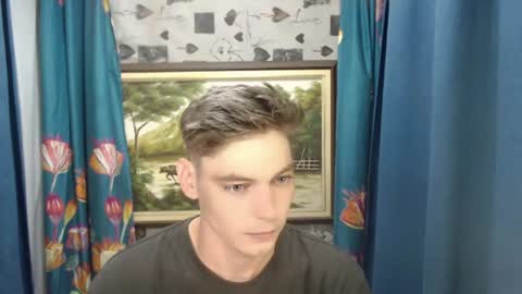 blueeyedboyisasia online show from June 17, 2026, 4:26 am