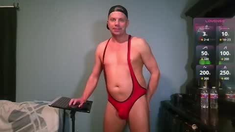 Snapshot of blueyes_hung1 chatting on May 25, 2026, 2:28 am Fun Boi online show from May 25, 2026, 2:28 am