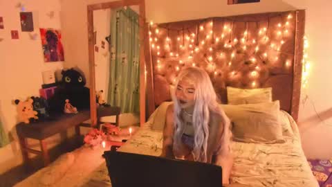 Snapshot of blumasweet chatting on March 6, 2025, 6:52 am Bluma Sweet online show from March 6, 2025, 6:52 am