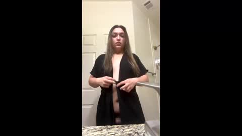 bluntbaby4 online show from June 3, 2026, 7:30 pm