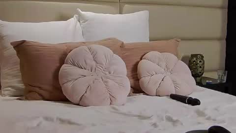 BlushBliss online show from July 10, 2026, 9:17 pm
