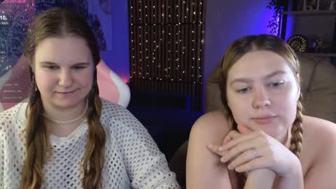 Snapshot of blush_ellie chatting on December 14, 2024, 6:20 pm Ellie3 online show from December 14, 2024, 6:20 pm