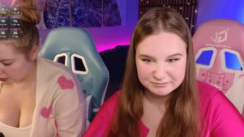 Snapshot of blush_ellie chatting on January 24, 2025, 2:30 pm Ellie3 online show from January 24, 2025, 2:30 pm