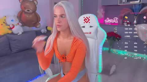 Snapshot of blush_mikki chatting on February 21, 2025, 9:13 am Mikki chan online show from February 21, 2025, 9:13 am