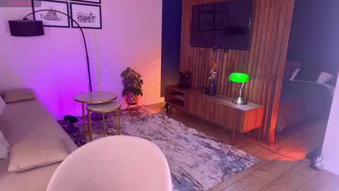 Snapshot of blush_mikki chatting on October 23, 2025, 7:51 am Mikki chan online show from October 23, 2025, 7:51 am