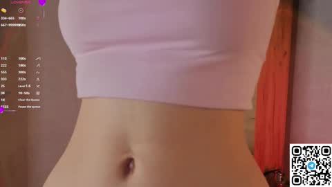 Snapshot of blushinbloom chatting on November 2, 2025, 6:05 am Dolores online show from November 2, 2025, 6:05 am