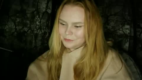 Snapshot of blushing_star chatting on September 23, 2025, 4:43 pm blushing_star online show from September 23, 2025, 4:43 pm