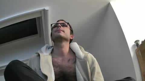 bo22222222 online show from November 12, 2025, 1:17 am