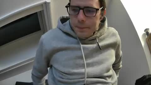 bo22222222 online show from November 23, 2025, 12:21 am