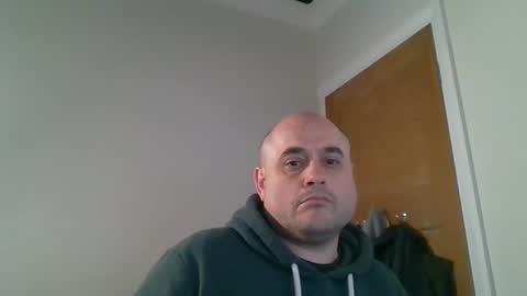 Snapshot of bobabator chatting on February 16, 2025, 4:10 pm bobabator online show from February 16, 2025, 4:10 pm