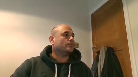 Snapshot of bobabator chatting on September 26, 2025, 1:37 pm bobabator online show from September 26, 2025, 1:37 pm