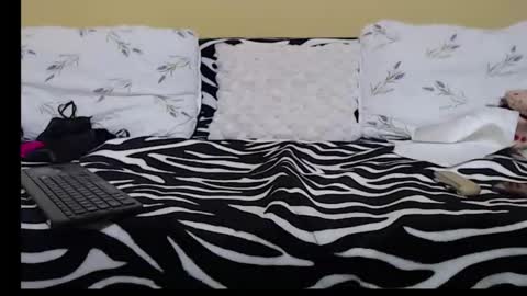 SlutWife online show from October 17, 2025, 2:41 pm