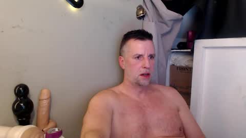 Snapshot of bobberman78 chatting on January 9, 2026, 12:24 am Dan online show from January 9, 2026, 12:24 am