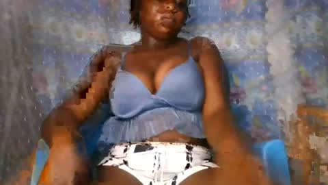 Snapshot of bobby_hottie chatting on June 15, 2026, 8:05 am bobby_hottie online show from June 15, 2026, 8:05 am