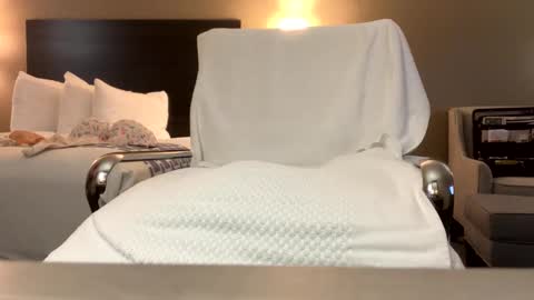 Snapshot of bobbyjune66 chatting on December 14, 2024, 8:56 am bobbyjune66 online show from December 14, 2024, 8:56 am