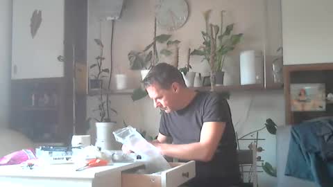 Snapshot of bobbytoyyboy chatting on January 29, 2025, 3:26 pm bobbytoyyboy online show from January 29, 2025, 3:26 pm