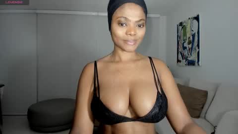 danna online show from March 22, 2026, 9:45 am