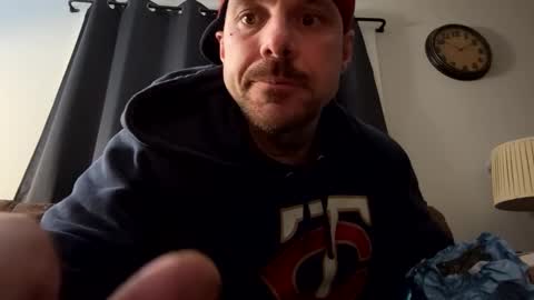 Snapshot of bodyart85_19 chatting on December 6, 2024, 3:08 am Bodyart85 19 online show from December 6, 2024, 3:08 am