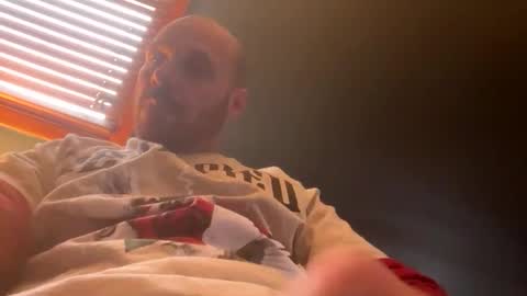 Snapshot of bodyart85_19 chatting on November 30, 2025, 1:59 pm Bodyart85 19 online show from November 30, 2025, 1:59 pm