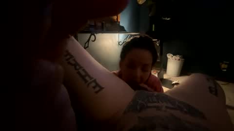 Snapshot of bodyart85_19 chatting on December 16, 2025, 12:48 am Bodyart85 19 online show from December 16, 2025, 12:48 am