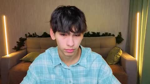 ALEXPVT IS OPEN online show from January 17, 2026, 5:01 am