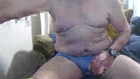 Snapshot of bolbil1 chatting on November 2, 2025, 10:23 pm bolbil1 online show from November 2, 2025, 10:23 pm