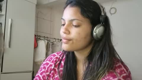 Snapshot of bombomepimenta chatting on December 12, 2024, 3:59 pm bombomepimenta online show from December 12, 2024, 3:59 pm