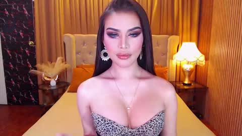 Snapshot of bombshellanita chatting on October 8, 2025, 6:49 pm bombshellanita online show from October 8, 2025, 6:49 pm