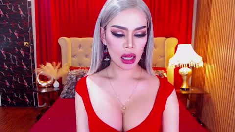 Snapshot of bombshellanita chatting on October 31, 2025, 4:13 am bombshellanita online show from October 31, 2025, 4:13 am