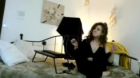 BombshellBaeby online show from October 26, 2025, 2:39 am