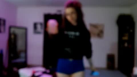 BombshellBaeby online show from May 13, 2026, 8:55 am
