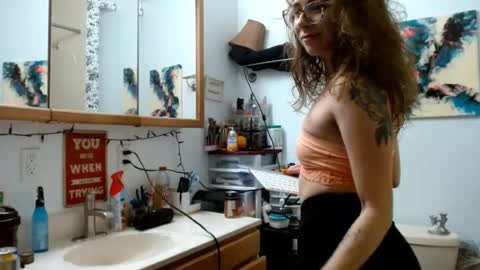 BombshellBaeby online show from June 30, 2026, 12:44 am