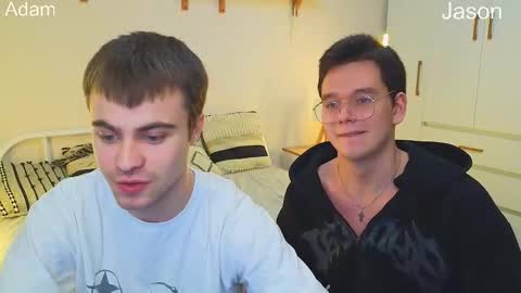 Snapshot of bonaqua_ chatting on February 4, 2026, 3:23 am AdamJasonPVT IS OPEN online show from February 4, 2026, 3:23 am