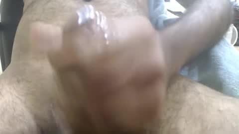 Snapshot of bond007pt2 chatting on October 4, 2025, 2:37 pm bond007pt2 online show from October 4, 2025, 2:37 pm