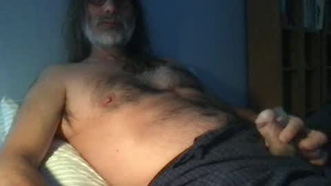 Snapshot of bonderbarney chatting on July 8, 2026, 10:42 am BonderBarney online show from July 8, 2026, 10:42 am