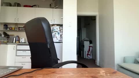 Bondi online show from February 27, 2025, 10:09 pm