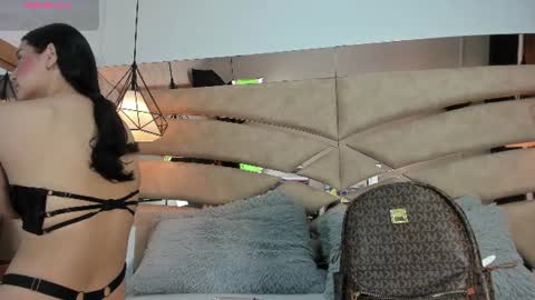 bonet_iris online show from June 10, 2026, 10:58 am